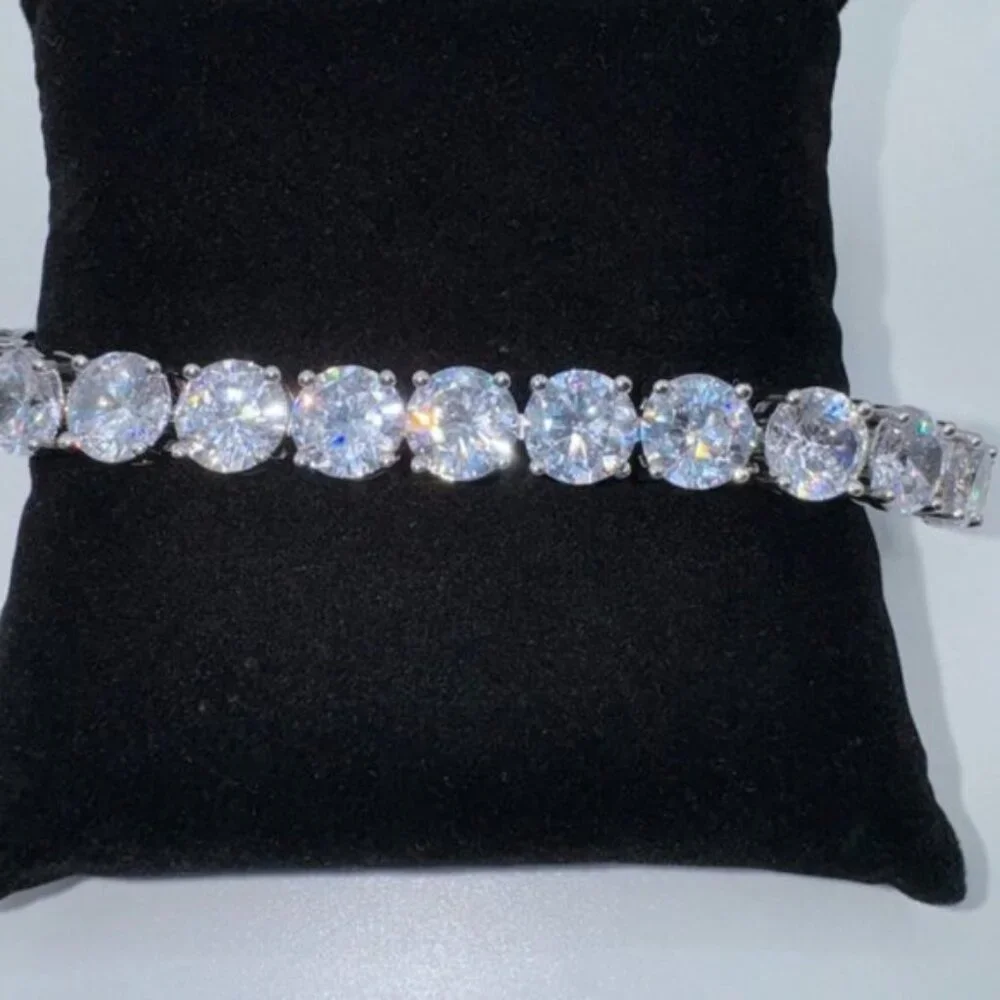 48ct Tennis Bracelet - Picture 3 of 9